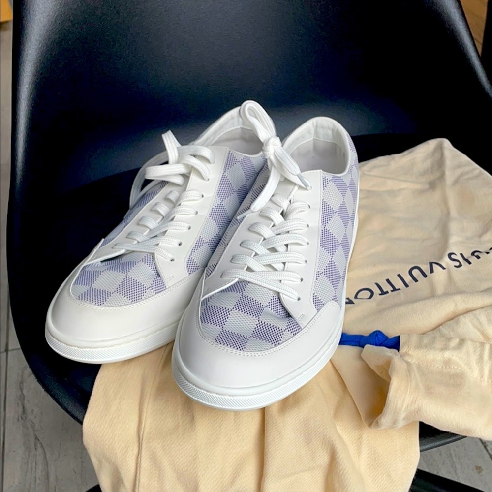 Louis Vuitton Damier Azur Sneakers Men’s sz 6.5 LV